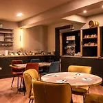 Mercure La Cite 4*