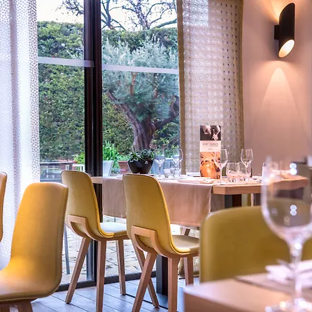 Szálloda Mercure La Cite Carcassone