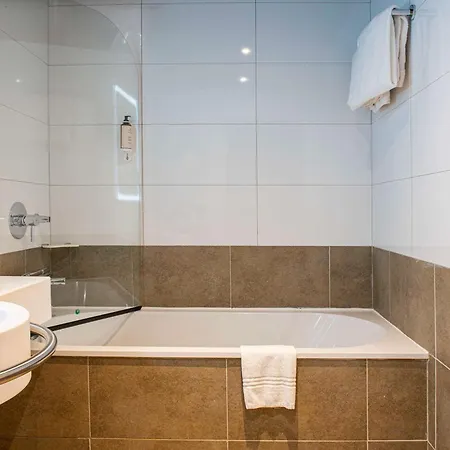 Mercure La Cite מלון קרקסון