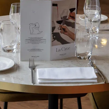 Mercure La Cite Отель