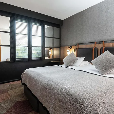 Otel Mercure La Cite 4*