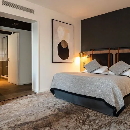 Mercure La Cite Szálloda 4*