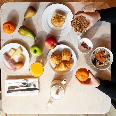 ホテル Mercure La Cite 4*