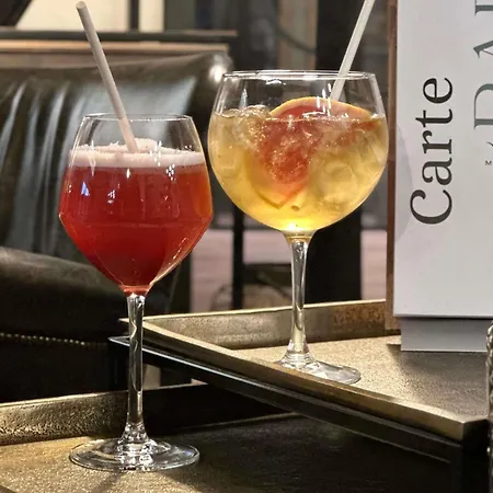 Mercure La Cite ホテル