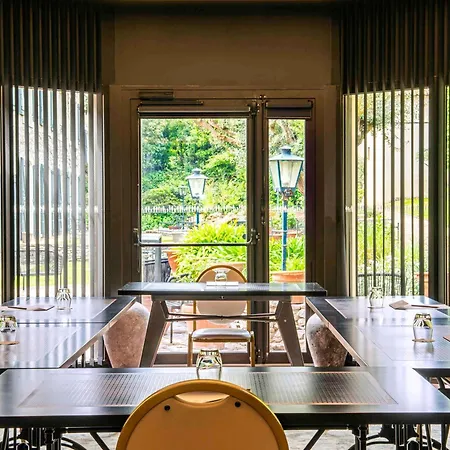 Mercure La Cite Szálloda