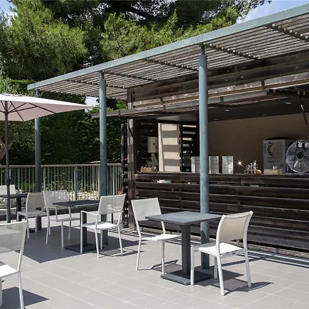 Mercure La Cite Hotel