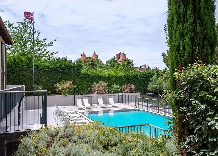 Mercure La Cite Otel 4*