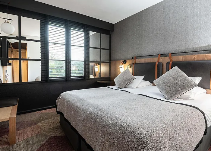 Mercure La Cité Hotel Carcasona