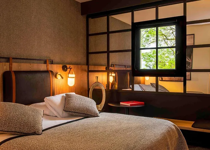 Otel Mercure La Cite 4*