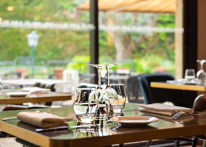 Mercure La Cite Hotel 4*