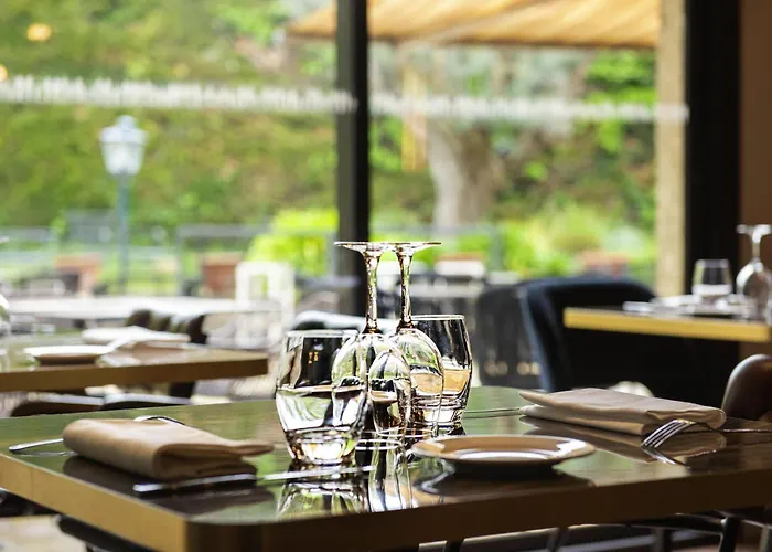 Hotel Mercure La Cite 4*