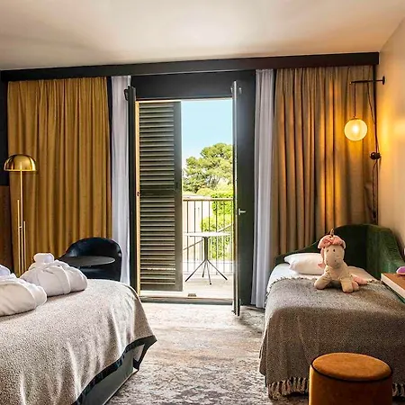 Mercure La Cité Hotel 4*