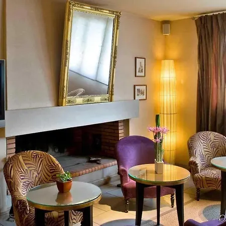 Mercure La Cité 4*